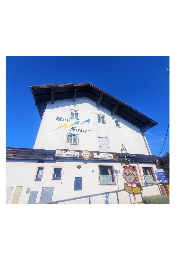 Pension Schwartzwirt Neusiedl am Steinfelde Exterior foto